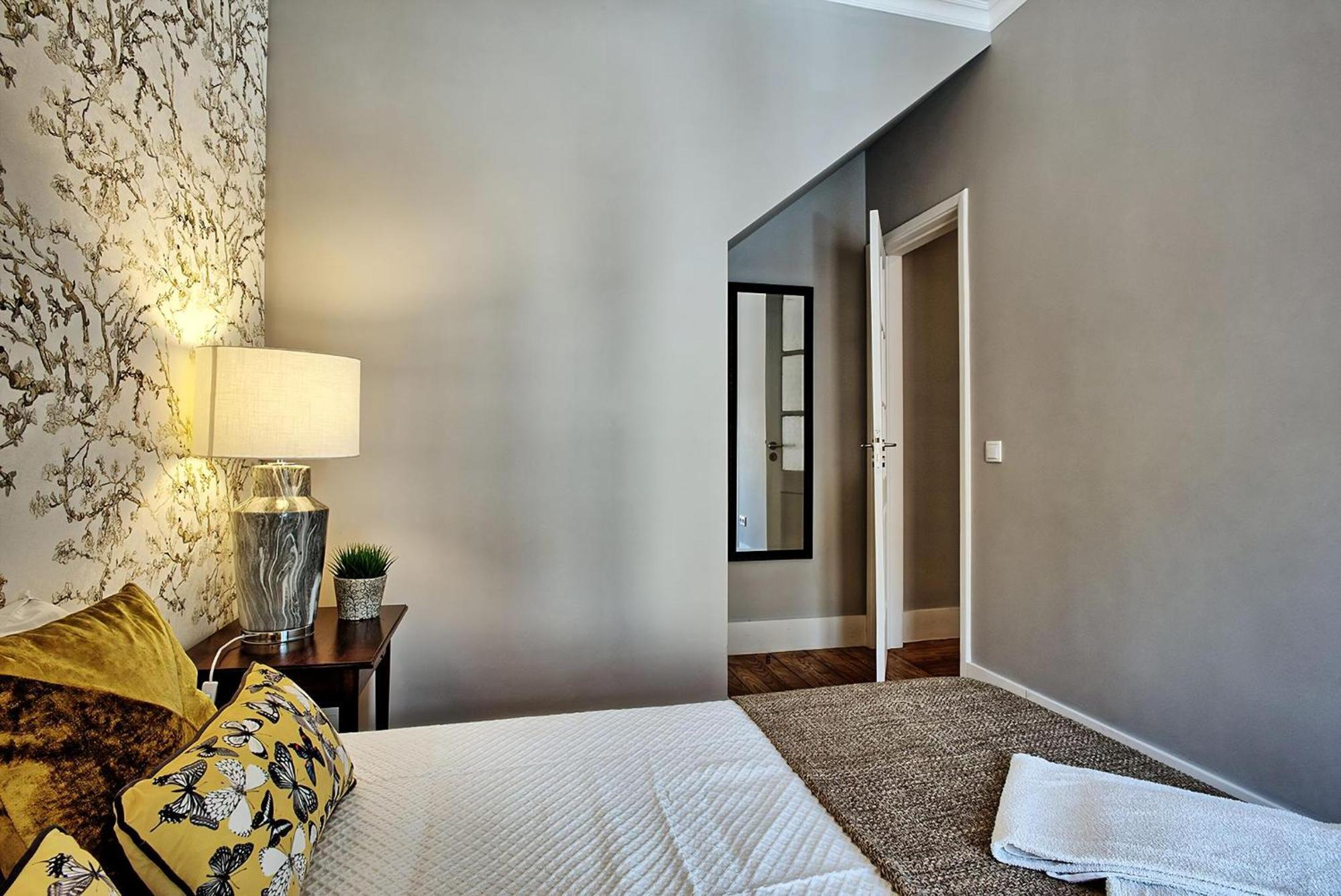Angel S Chic Duplex Apartment